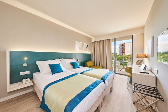 Imagen de la habitación del Hotel Sol Sipar For Plava Laguna. Foto 11