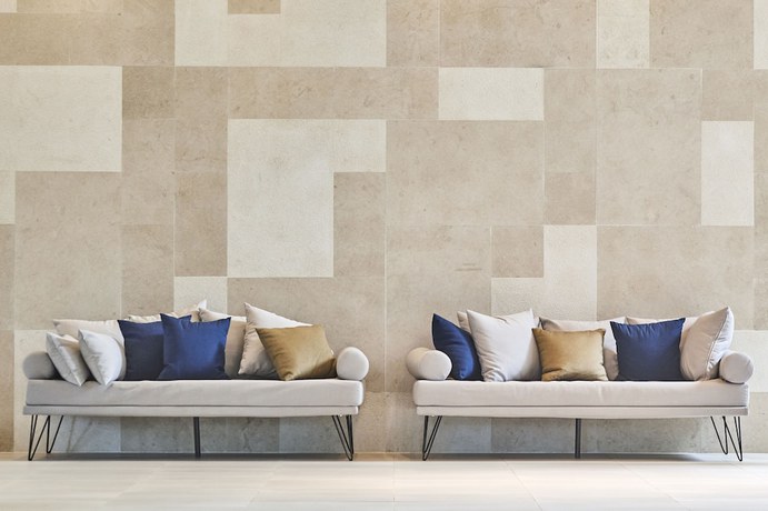 Imagen de los interiores del Hotel Sol Sipar For Plava Laguna. Foto 21