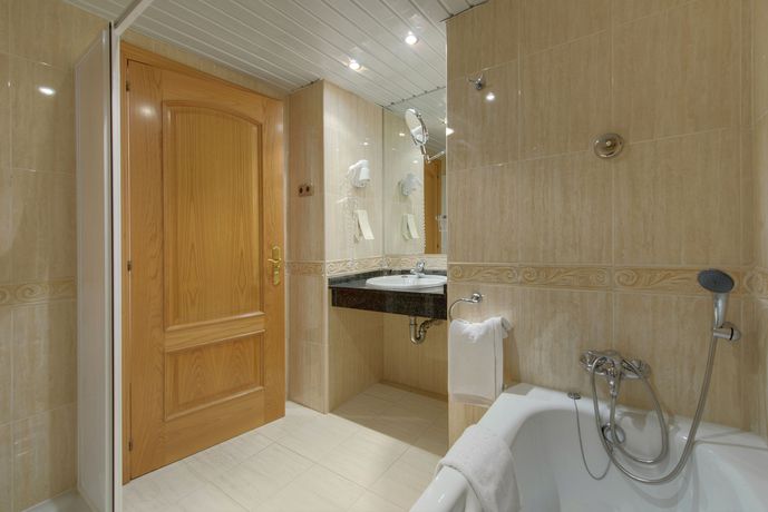 Imagen de la habitación del Hotel Sol Torremolinos- Don Marco. Foto 2