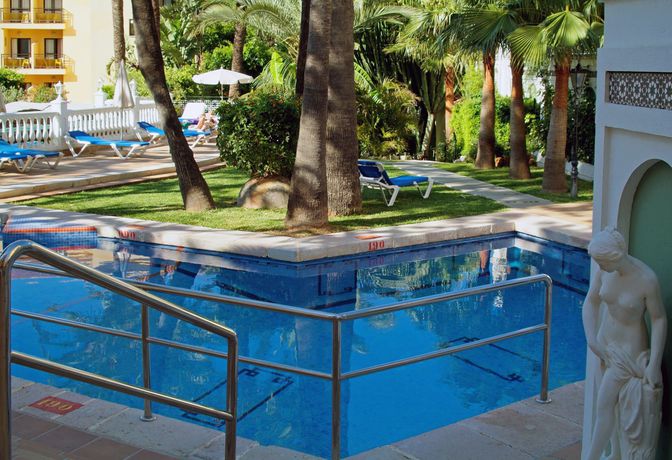 Imagen de la piscina del Hotel Sol Torremolinos- Don Marco. Foto 18
