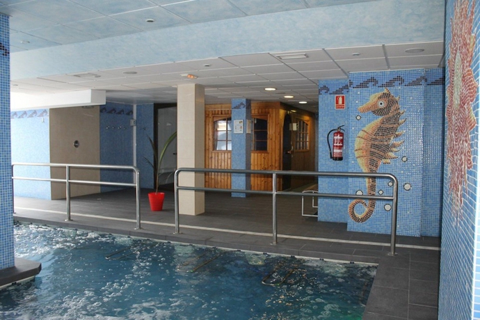 Imagen de la piscina del Hotel Sol Torremolinos-Don Pedro. Foto 17