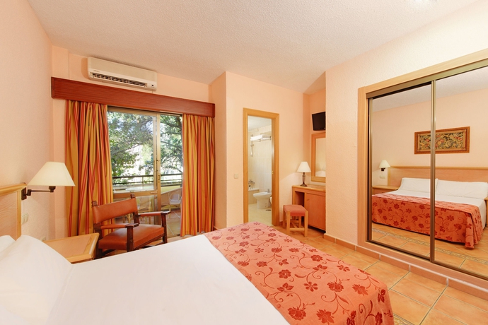 Imagen de la habitación del Hotel Sol Torremolinos-Don Pedro. Foto 8