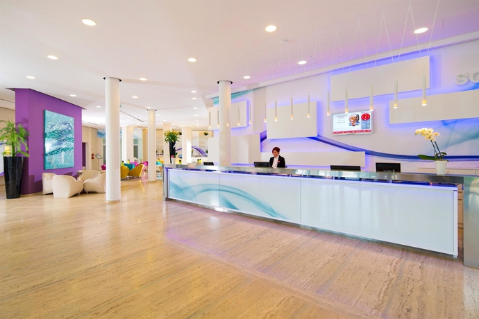 Imagen de los interiores del Hotel Sol Umag. Foto 12