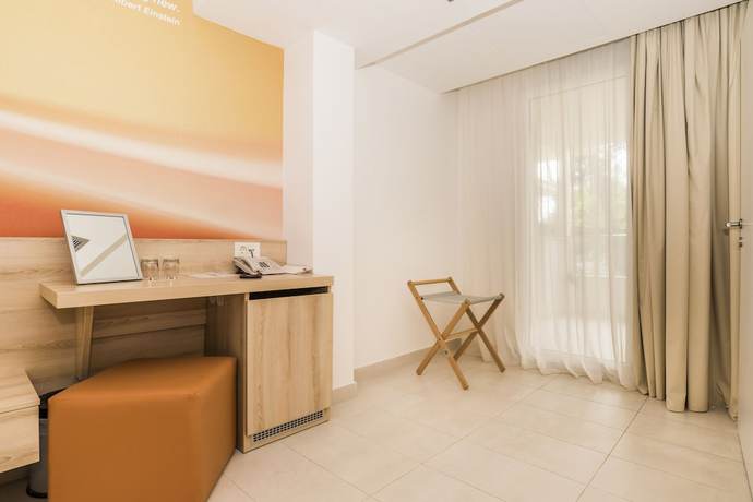 Imagen de la habitación del Hotel Sol Umag Residence. Foto 6