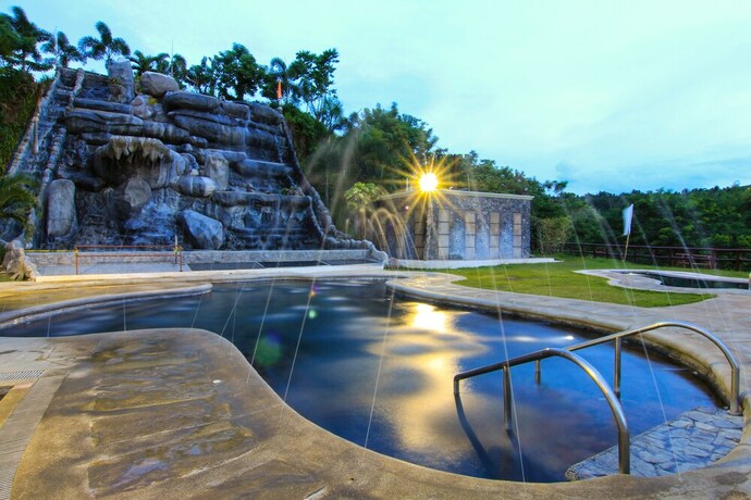 Imagen general del Hotel Sol Y Viento Mountain Hot Springs Resort. Foto 1