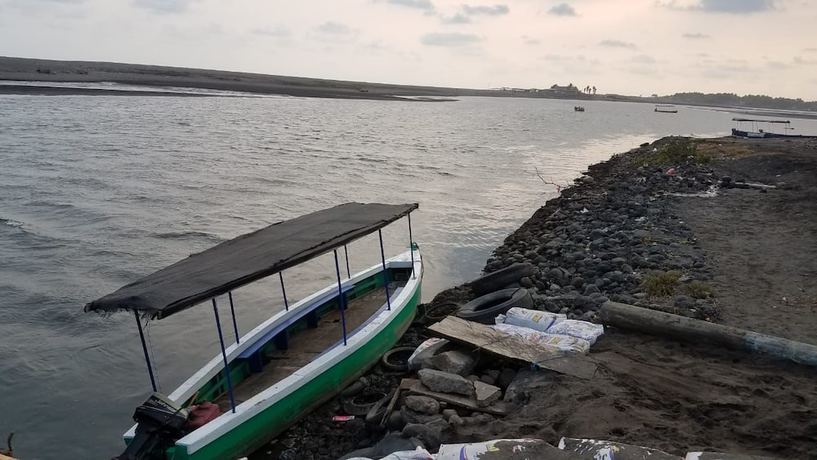 Imagen de los exteriores del Hotel Sol y Playa. Foto 12