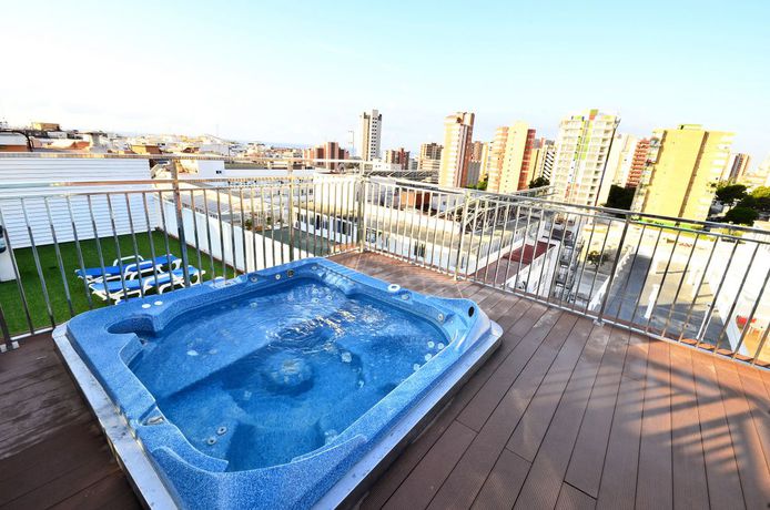 Imagen general del Hotel Sol y Sombra. Foto 10