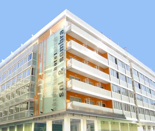 Imagen general del Hotel Sol y Sombra. Foto 13