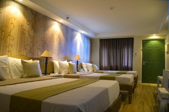 Imagen de la habitación del Hotel Sola Hotel. Foto 14