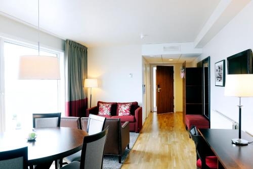 Imagen de la habitación del Hotel Sola Strand. Foto 10