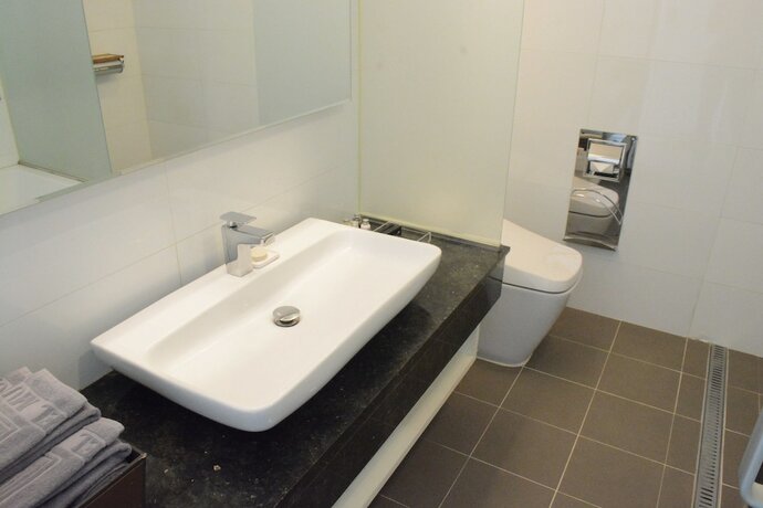 Imagen de la habitación del Hotel Solaire. Foto 19