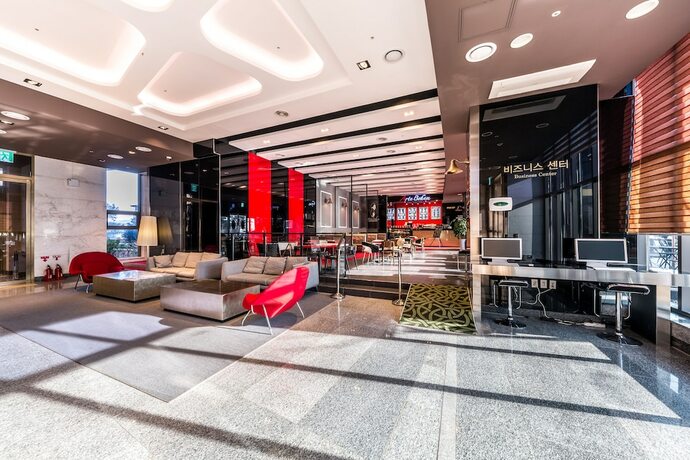 Imagen de los interiores del Hotel Solaire. Foto 39