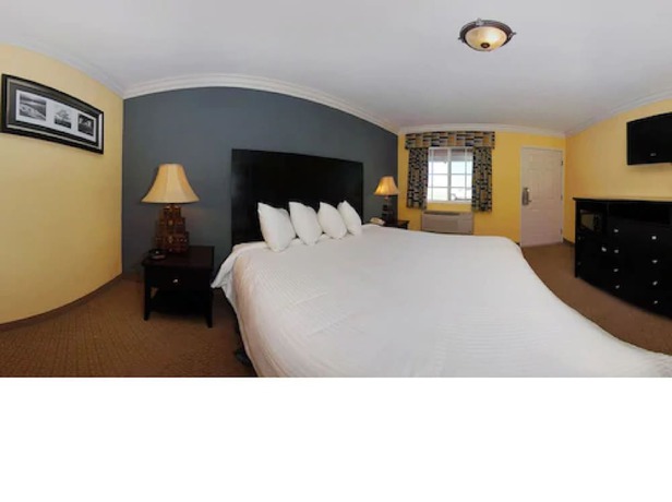 Imagen de la habitación del Hotel Solaire Inn and Suites. Foto 6