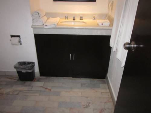 Imagen de la habitación del Hotel Solamar Inn. Foto 1