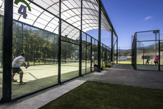 Imagen general del Hotel Solana Del Ter. Foto 2