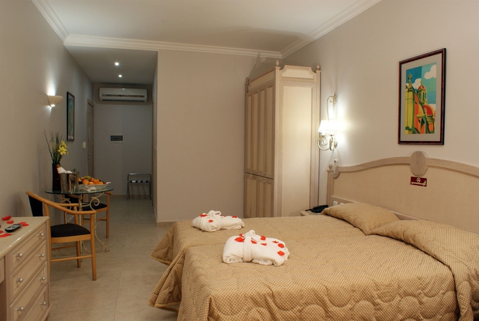 Imagen de la habitación del Hotel Solana and Spa. Foto 2