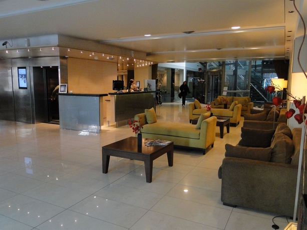 Imagen de los interiores del Hotel Solans Presidente. Foto 15