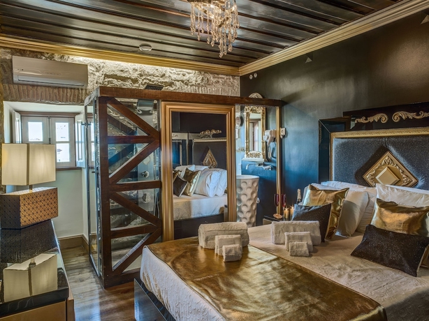 Imagen de la habitación del Hotel Solar Antigo Luxury Coimbra. Foto 4