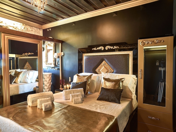 Imagen de la habitación del Hotel Solar Antigo Luxury Coimbra. Foto 5