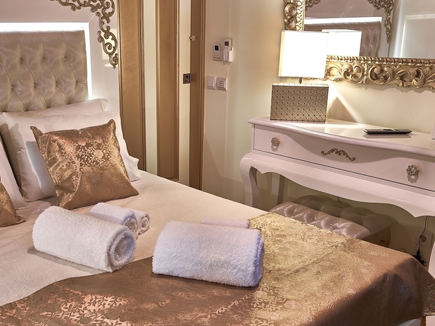 Imagen de la habitación del Hotel Solar Antigo Luxury Coimbra. Foto 10