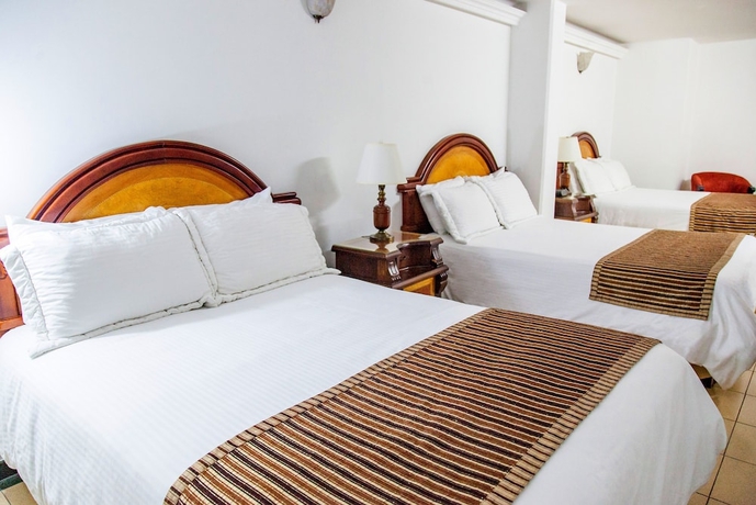 Imagen de la habitación del Hotel Solar Casa Laureles. Foto 16