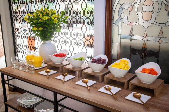 Imagen del bar/restaurante del Hotel Solar Casa Laureles. Foto 2