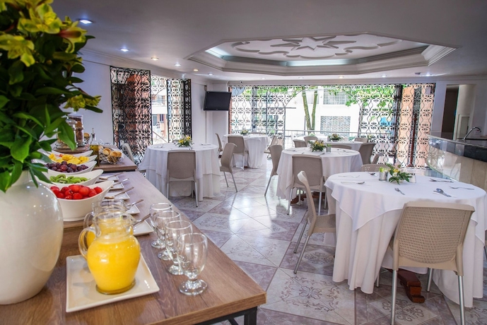 Imagen del bar/restaurante del Hotel Solar Casa Laureles. Foto 4