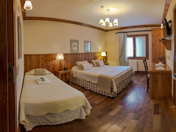 Imagen de la habitación del Hotel Solar D\' Izabel. Foto 15