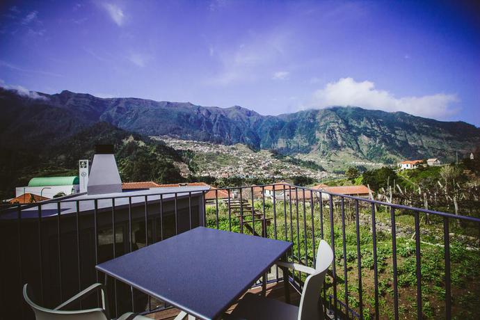 Imagen de los exteriores del Hotel Solar Da Bica. Foto 9