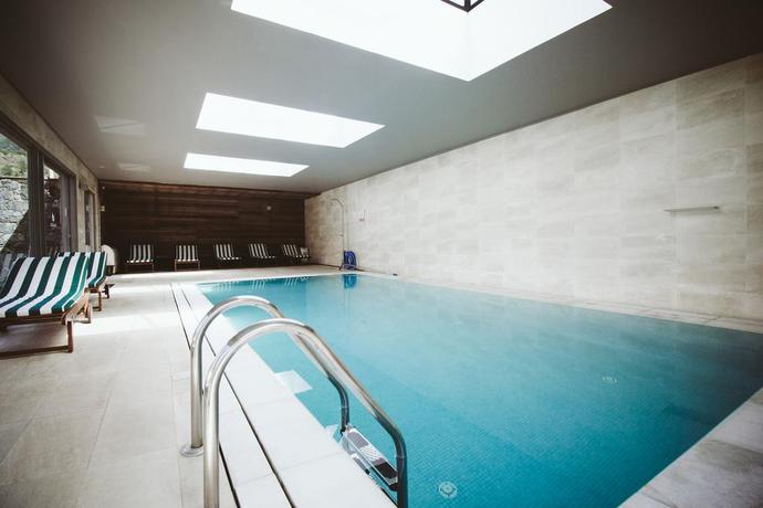 Imagen de la piscina del Hotel Solar Da Bica. Foto 22