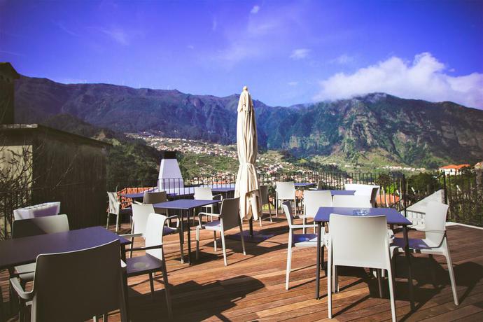 Imagen de los exteriores del Hotel Solar Da Bica. Foto 13