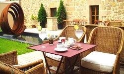 Imagen de los exteriores del Hotel Solar De Febrer. Foto 5