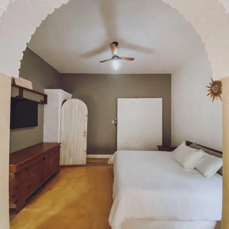 Imagen de la habitación del Hotel Solar La Luna. Foto 11