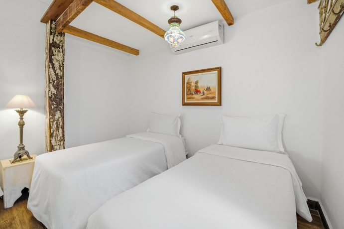 Imagen de la habitación del Hotel Solar La Luna. Foto 13