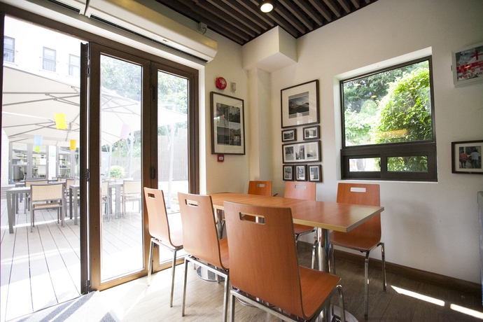 Imagen del bar/restaurante del Hotel Solar Villas - Hostel. Foto 4