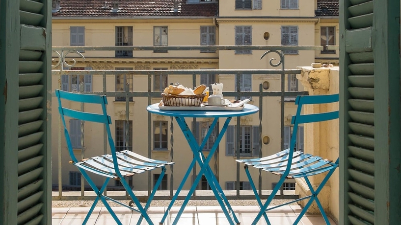 Imagen de la habitación del Hotel Solara. Foto 6