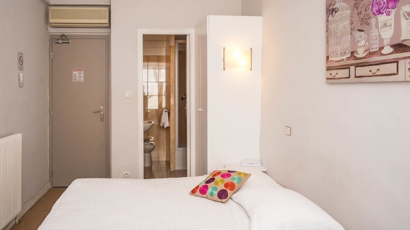 Imagen de la habitación del Hotel Solara, Niza. Foto 4