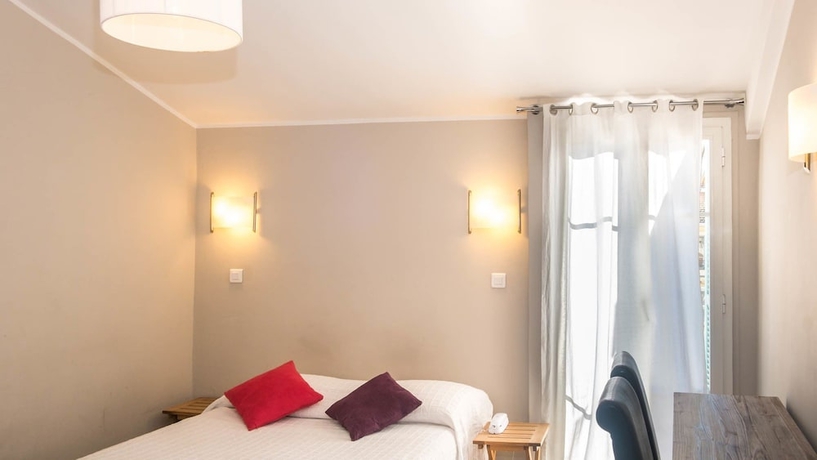 Imagen de la habitación del Hotel Solara, Niza. Foto 5
