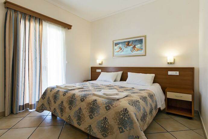 Imagen de la habitación del Hotel Solaris Apartment Kassiopi. Foto 17
