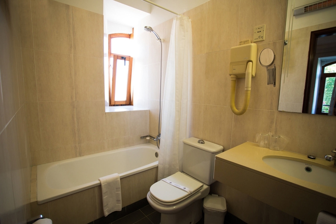 Imagen de la habitación del Hotel Solaris. Foto 5