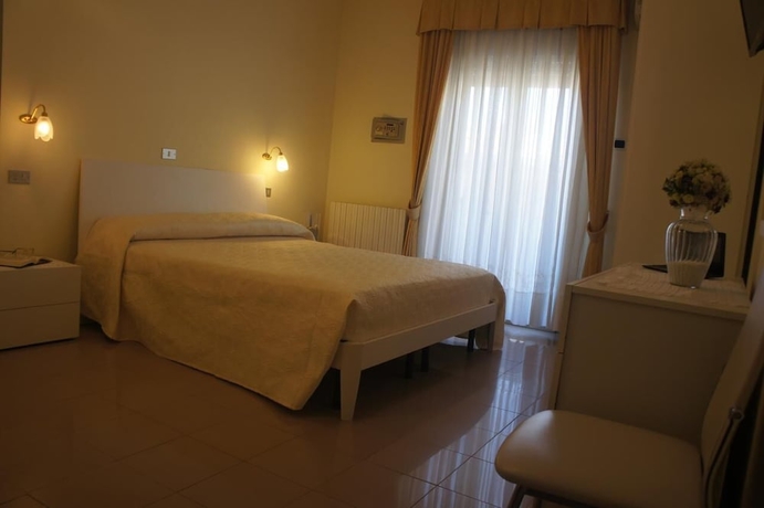 Imagen de la habitación del Hotel Solaris, Giulianova. Foto 14