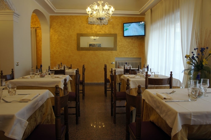 Imagen del bar/restaurante del Hotel Solaris, Giulianova. Foto 4