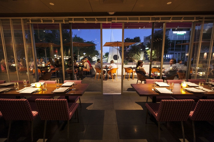 Imagen del bar/restaurante del Hotel Solaya. Foto 9