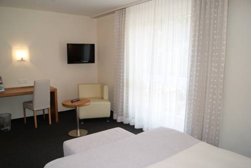 Imagen de la habitación del Hotel Solbad Sigriswil. Foto 14