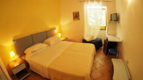 Imagen de la habitación del Hotel Solcalante. Foto 8