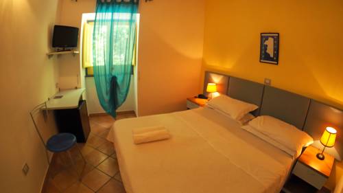 Imagen de la habitación del Hotel Solcalante. Foto 9