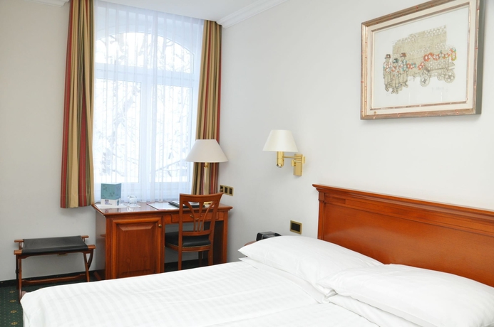 Imagen de la habitación del Hotel Soldanella, St Moritz . Foto 9