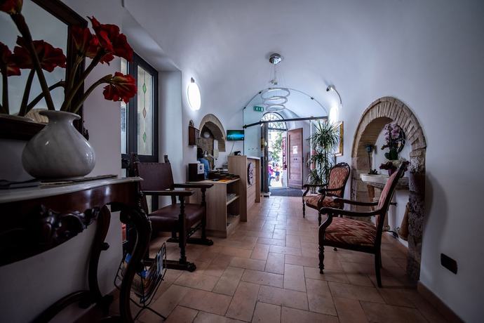 Imagen del bar/restaurante del Hotel Sole, Asis. Foto 2