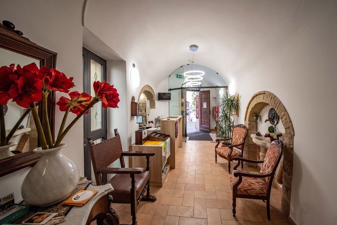 Imagen de los interiores del Hotel Sole, Asis. Foto 20