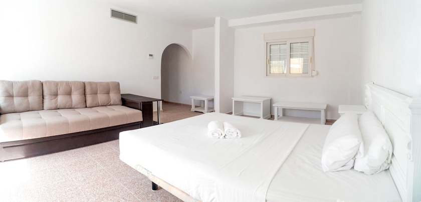 Imagen de la habitación del Hotel Sole Bello, Torrevieja. Foto 12